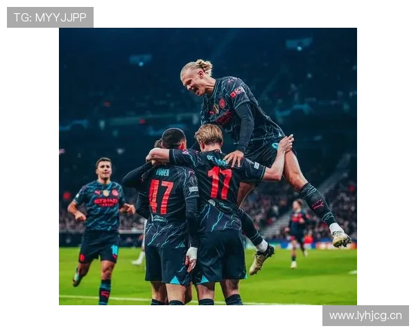 居莱尔 vs 德布劳内:传球创造力与进攻组织效率对比 居莱尔 vs 德布劳内:传球创造力与进攻组织效率对比