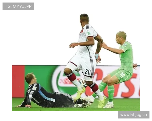 诺伊尔:从传统门将到“门卫”开创者的战术角色演变分析